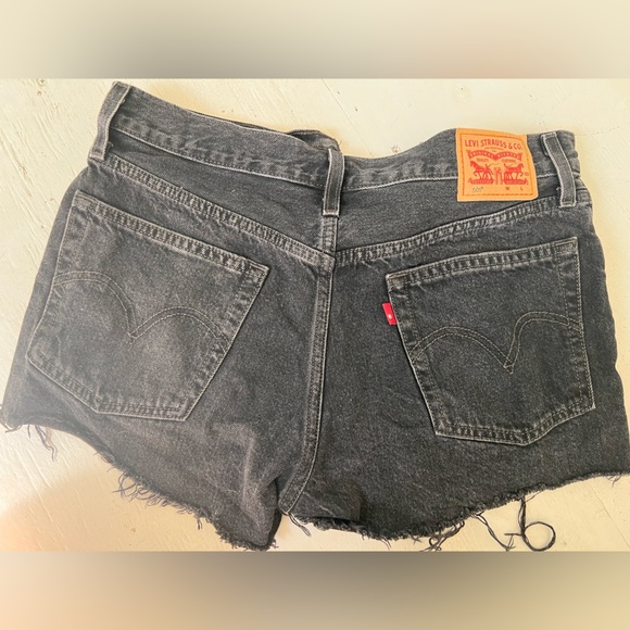 Levis 501 women’s shorts - Picture 2 of 6